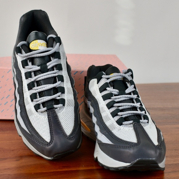 Nike Other - Nike Air Max 95 Off Noir/Dynamic Size 5.5Y